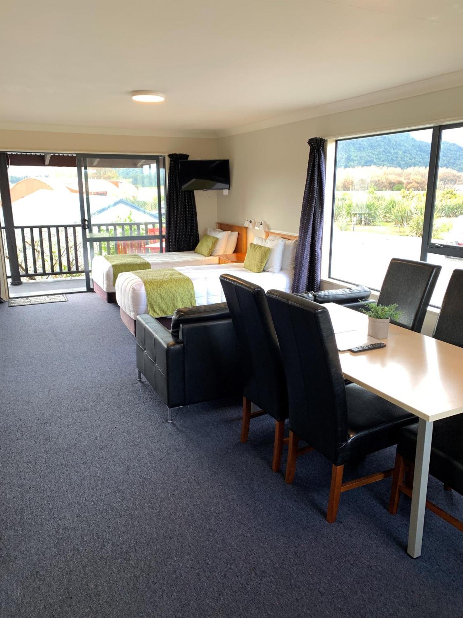 Haast River Motels & Holiday Park Dış mekan fotoğraf