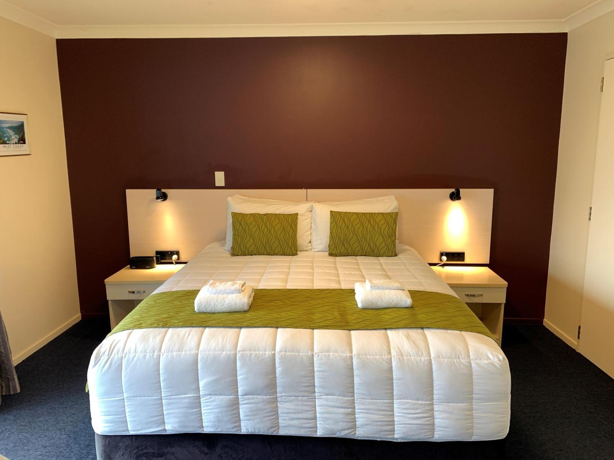 Haast River Motels & Holiday Park Dış mekan fotoğraf