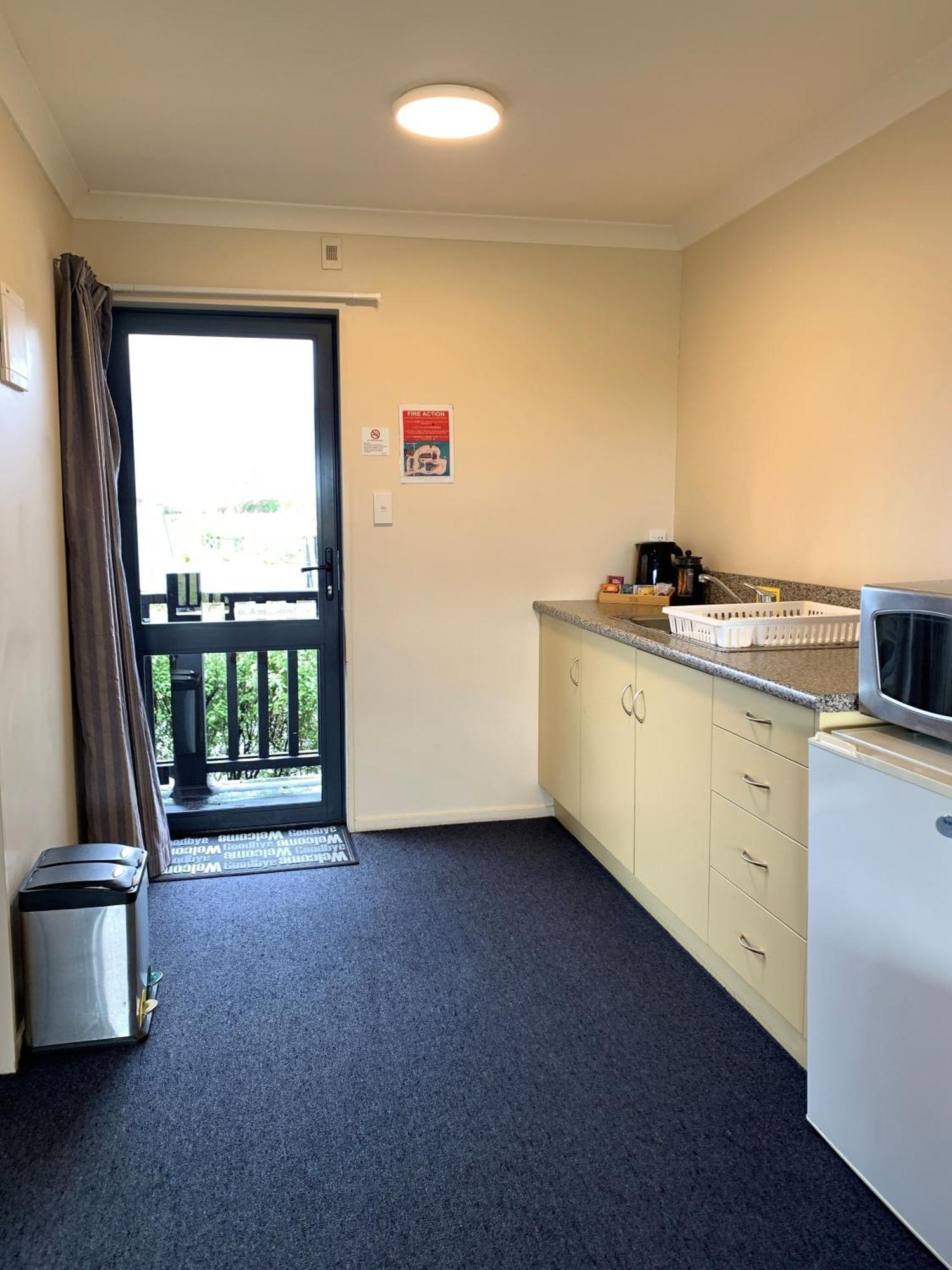 Haast River Motels & Holiday Park Dış mekan fotoğraf