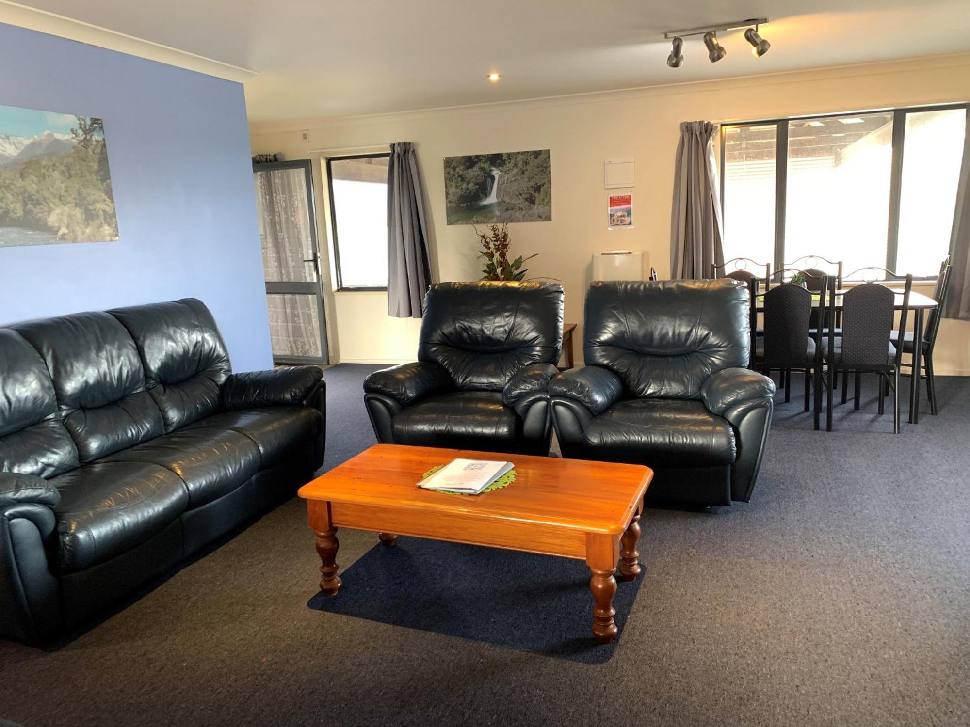 Haast River Motels & Holiday Park Dış mekan fotoğraf