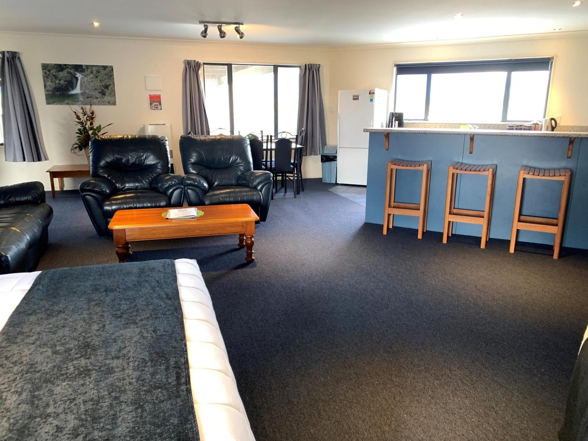Haast River Motels & Holiday Park Dış mekan fotoğraf